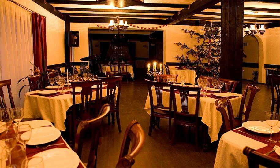Casa Octavian Hotel Sucevita Buitenkant foto